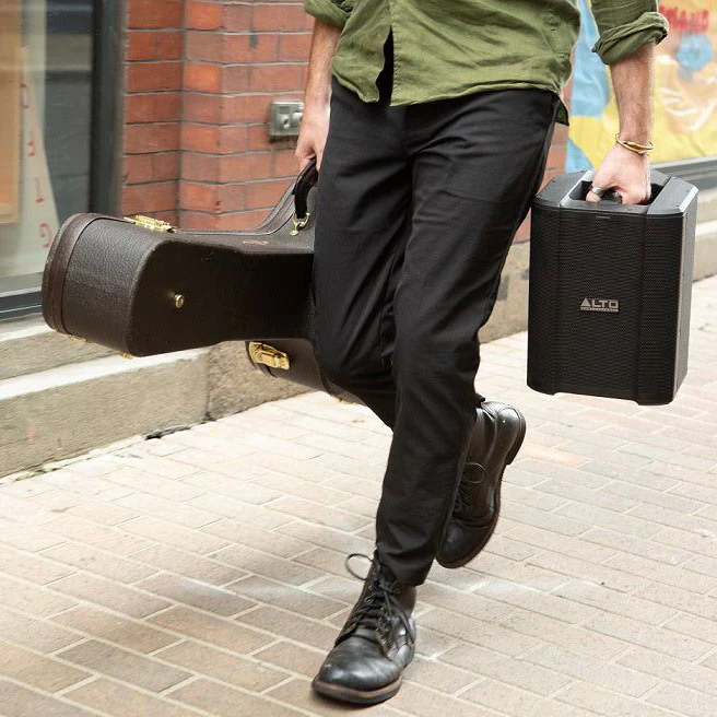 Busker - Image 6